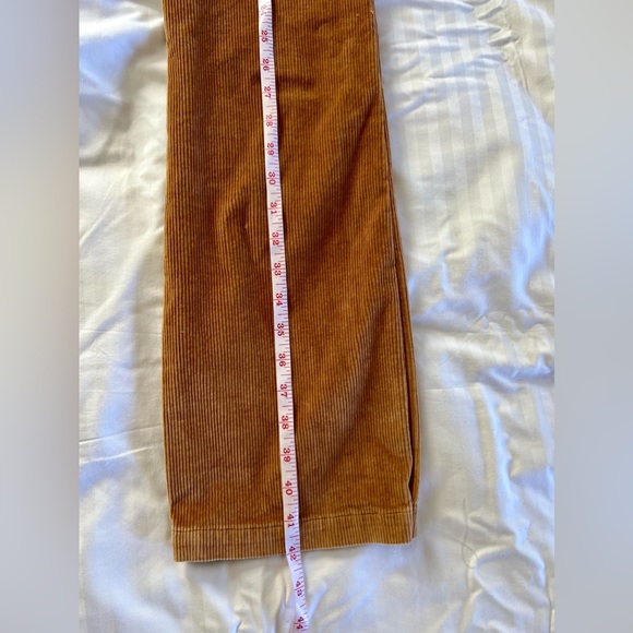 Babaton
Joey Pant
Golden Amber size 00 - Picture 9 of 16